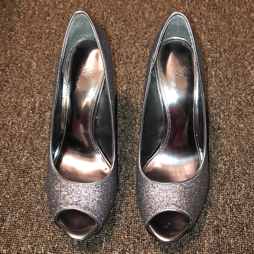 Worthington heels size 8.5